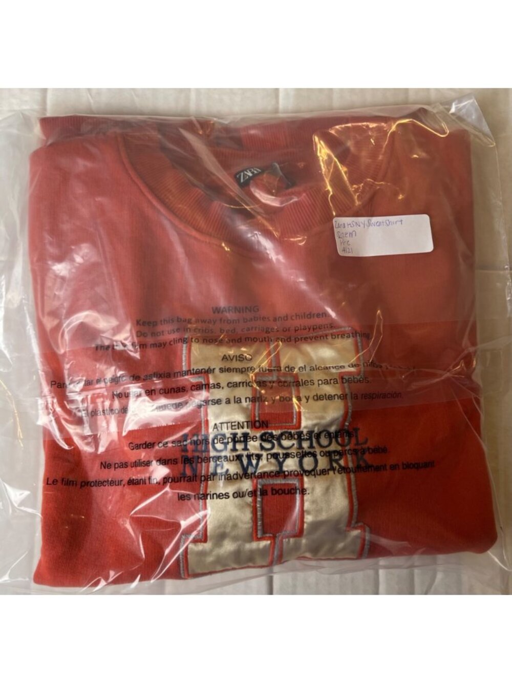 Zara High School New York Sweatshirt - Picture 9 of 9